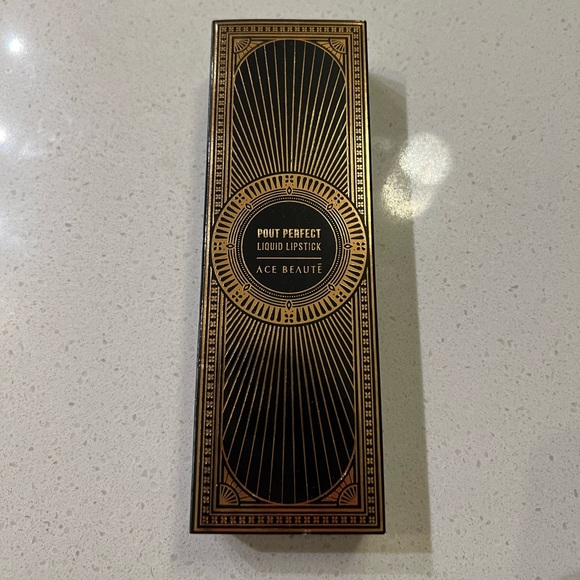 Ace Beaute POUT PERFECT LIQUID LIPSTICK in MANIFEST - Picture 3 of 5